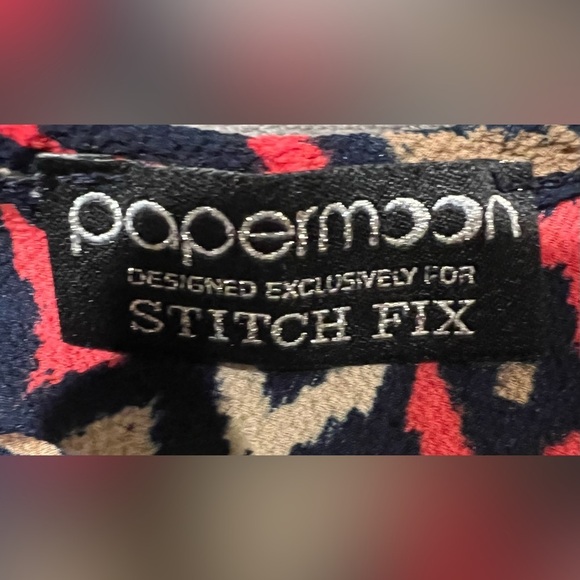 Paper Moon By Stitch Fix abstract, print roll tab sleeve blouse XS - Picture 6 of 7